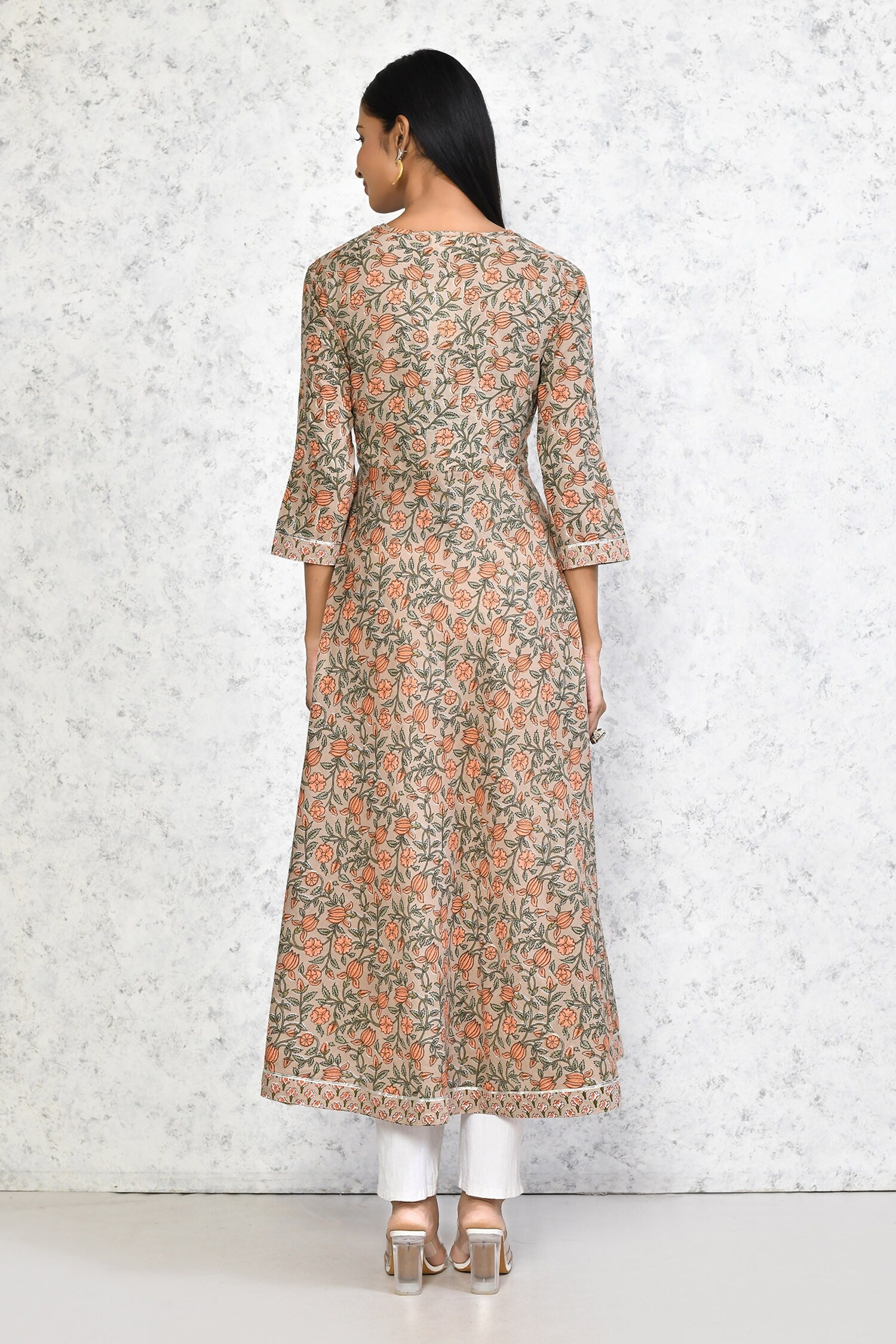 Color_Brown