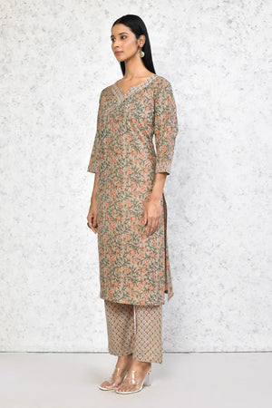 Color_Brown