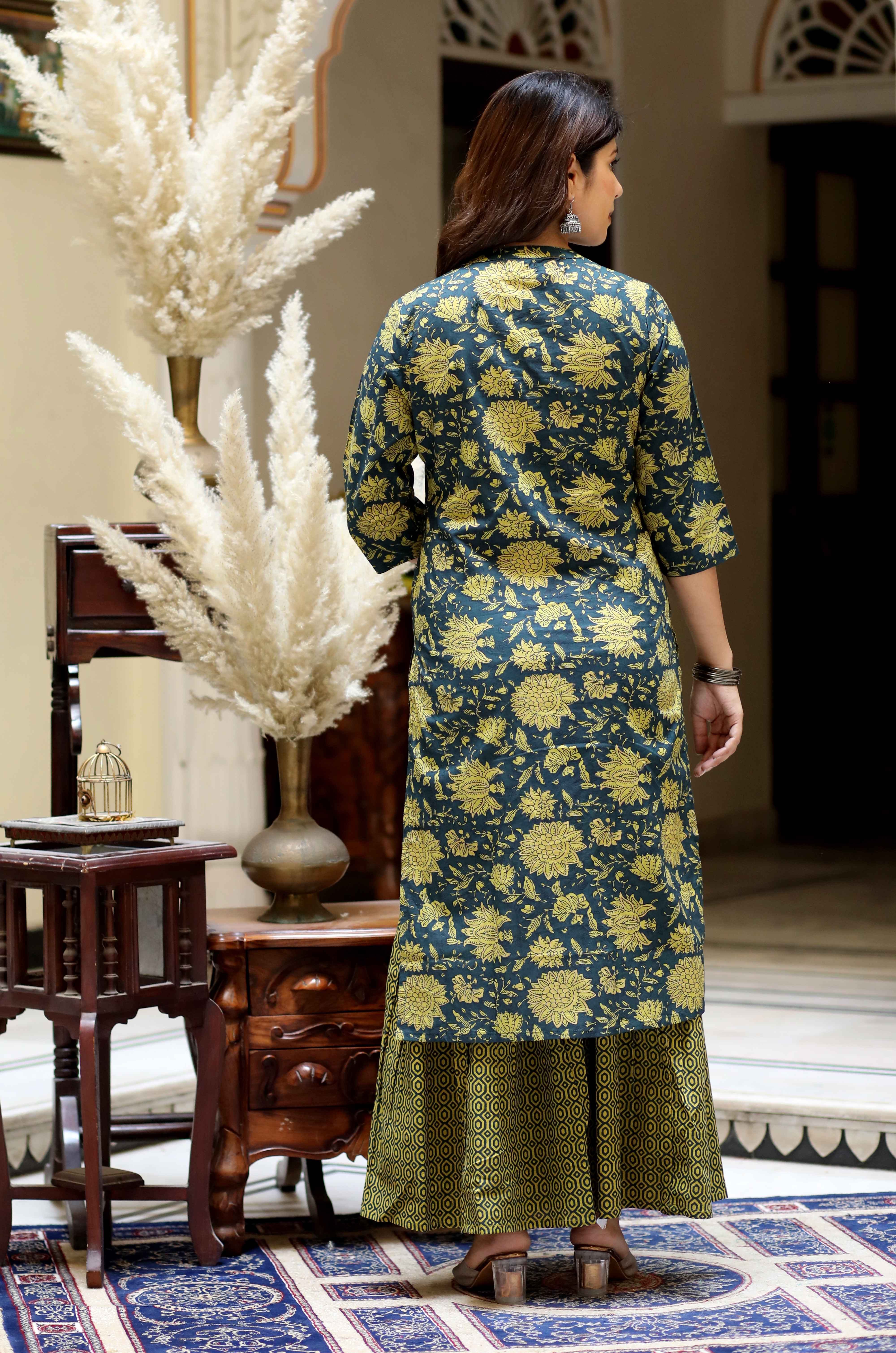 Women's Green Cotton Floral Printed Kurta With Sharara