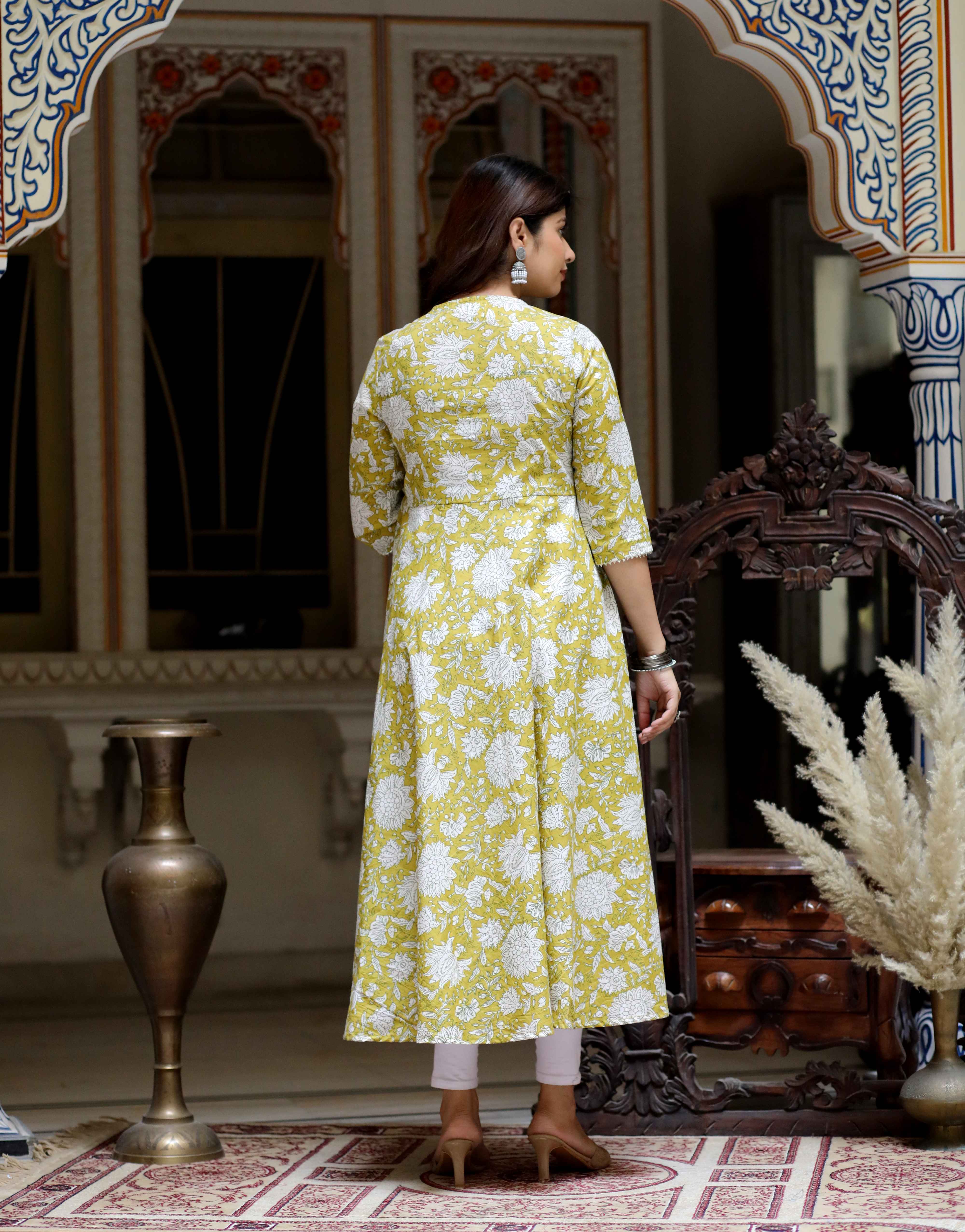 Women's Floral Print Cotton Yellow Anarkali Kurta And Side Dori Tassel Set