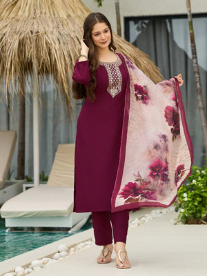 Color_Maroon