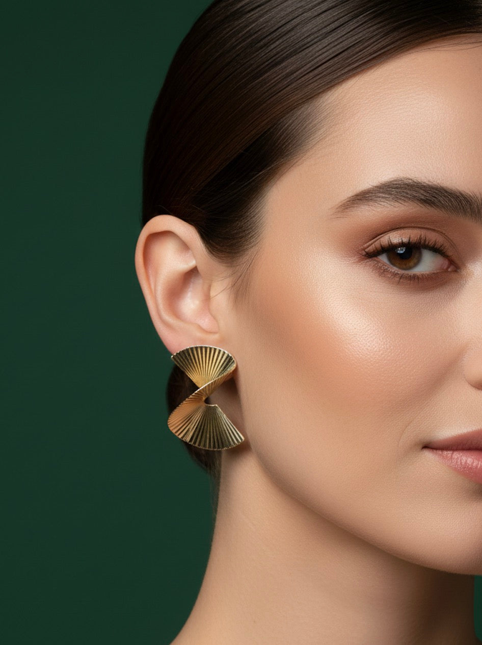 Color_ Gold