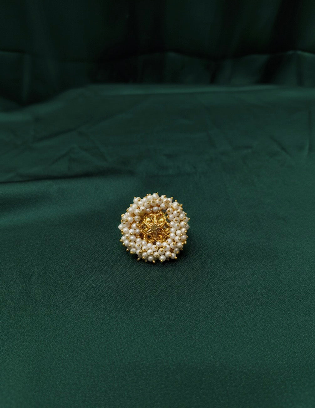 Color_ Gold