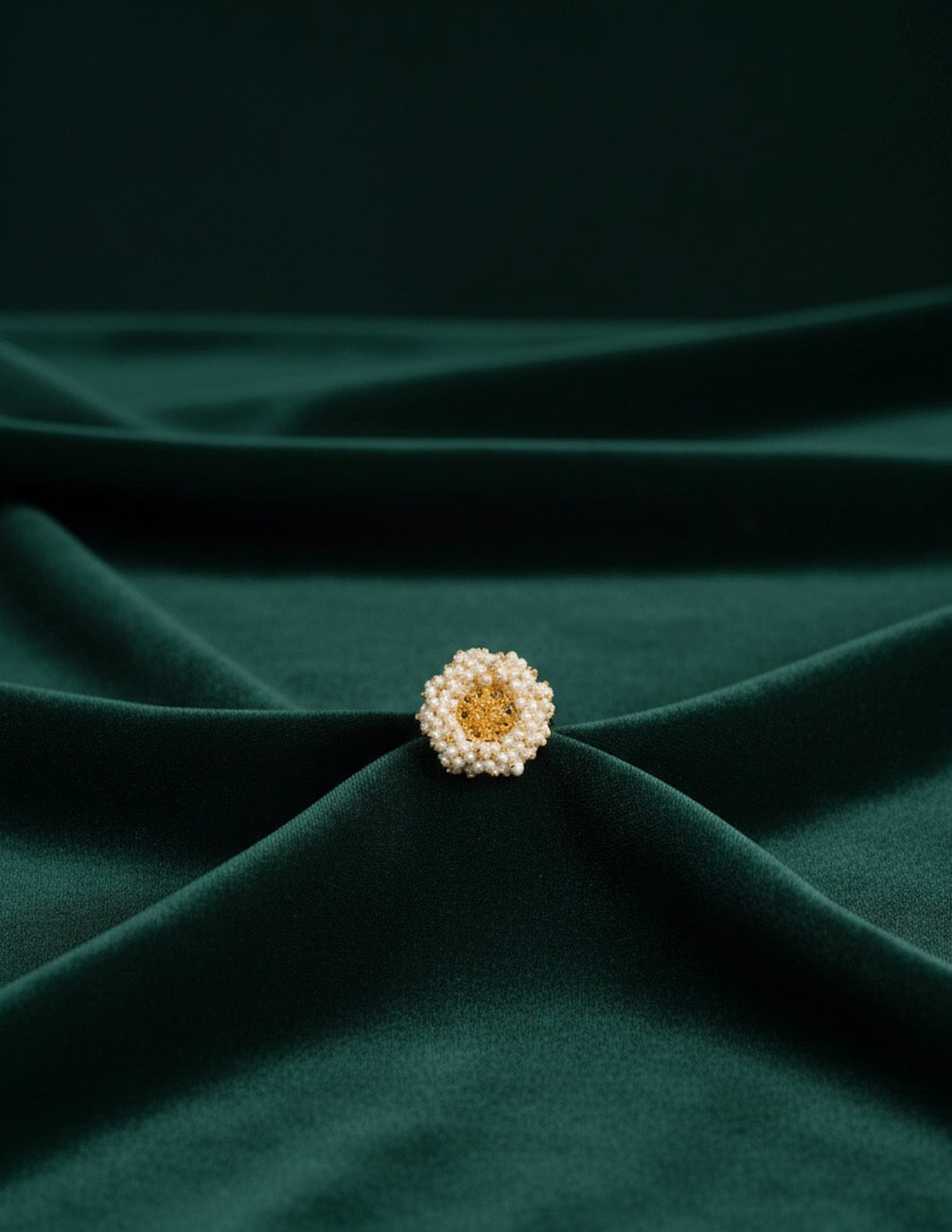 Color_ Gold