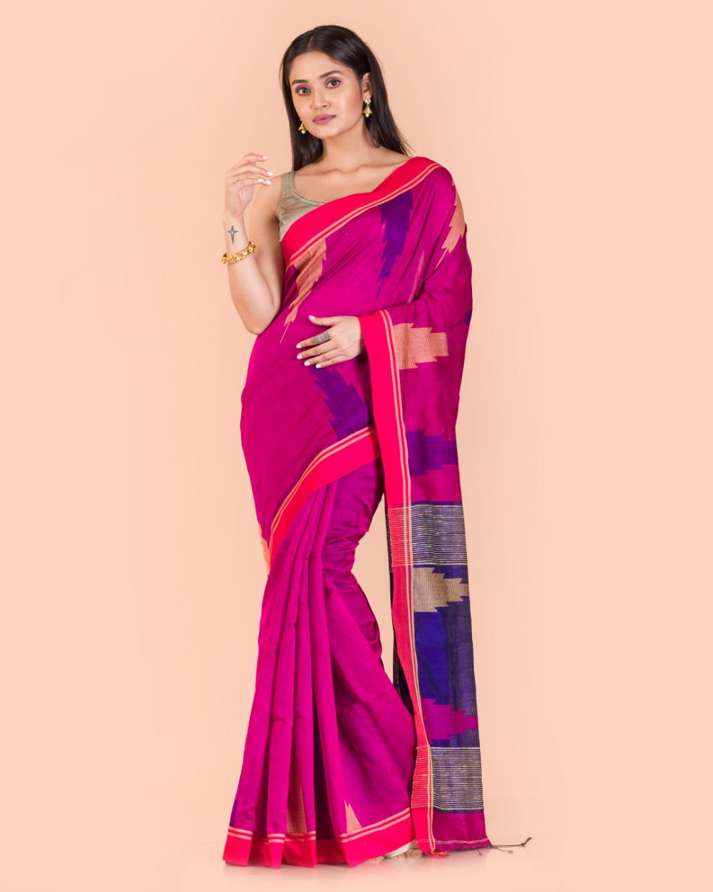 Women's Pink Cotton Blend Handloom Saree