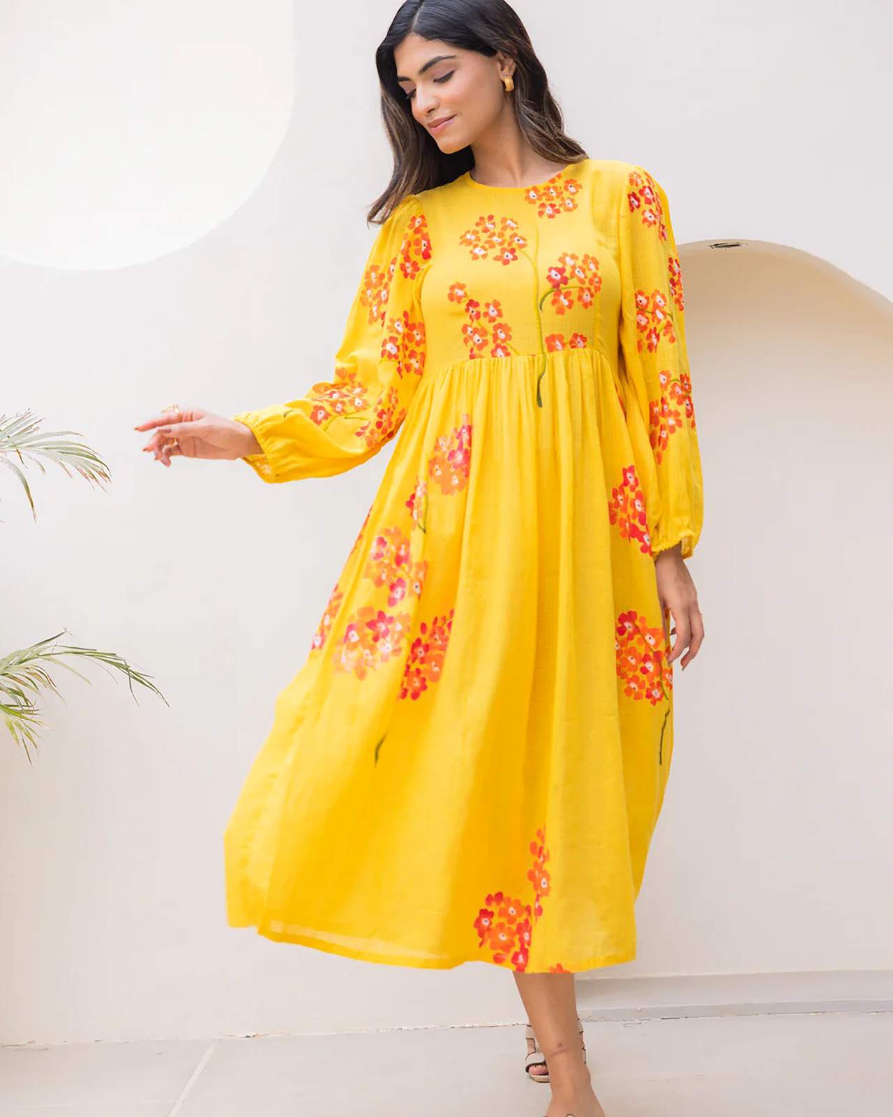 Color_YELLOW
