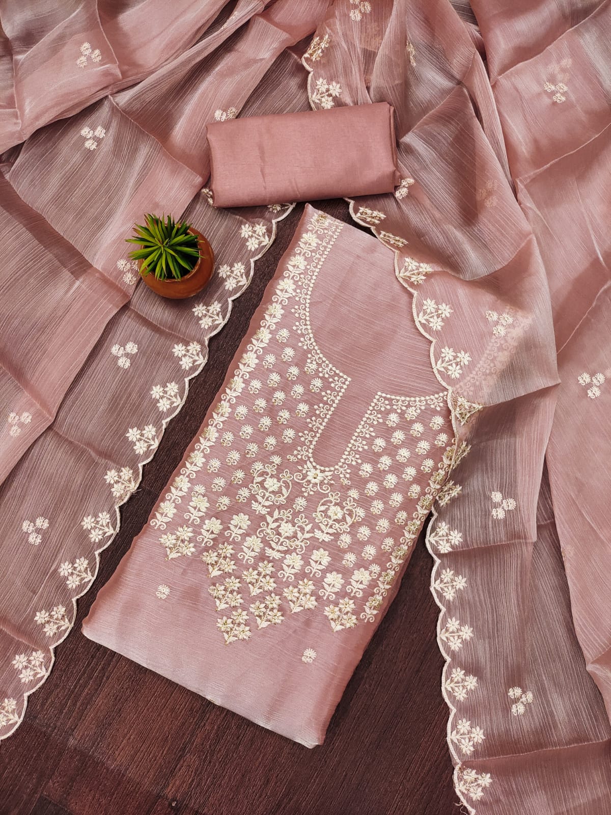 Color_Peach