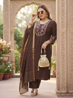 Color_Brown