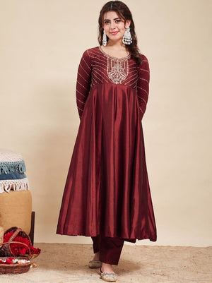 Color_Maroon