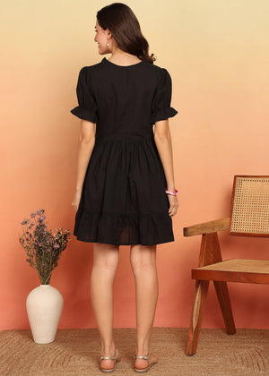 Color_Black
