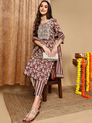 Color_Maroon