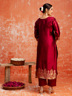 Color_Maroon