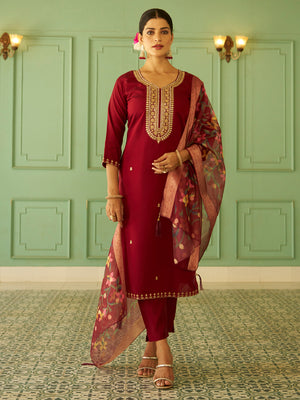 Color_Maroon