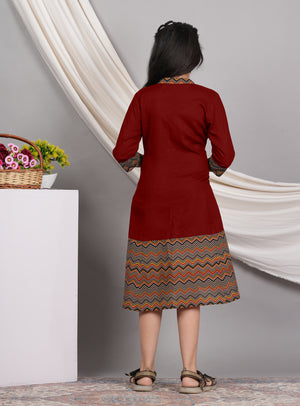Color_Maroon