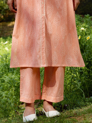 Color_Peach