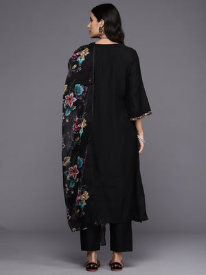 Color_Black