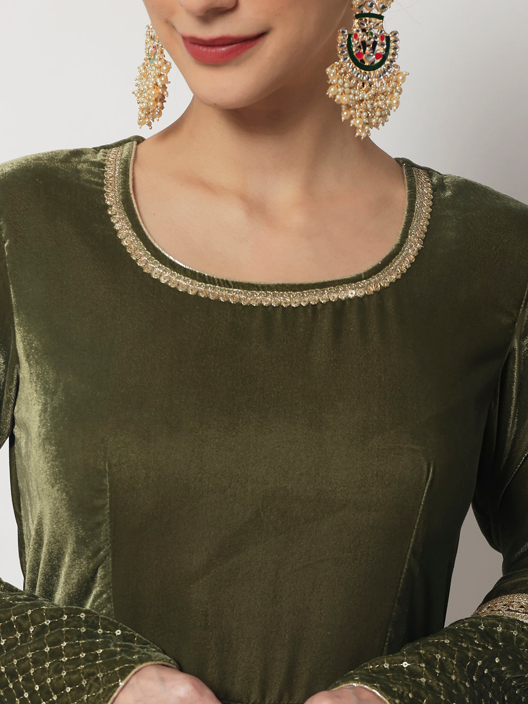 Women's Olive Green Shine Velvet Floorlength With Net Sequin Dupatta