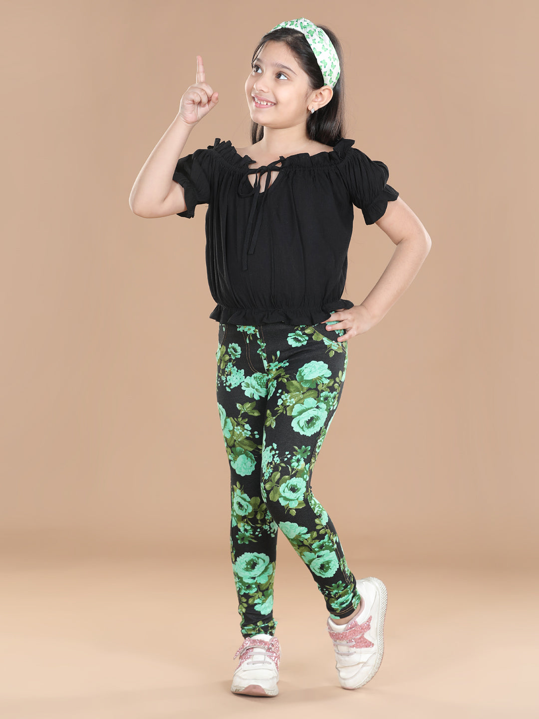 Color_Black & Green