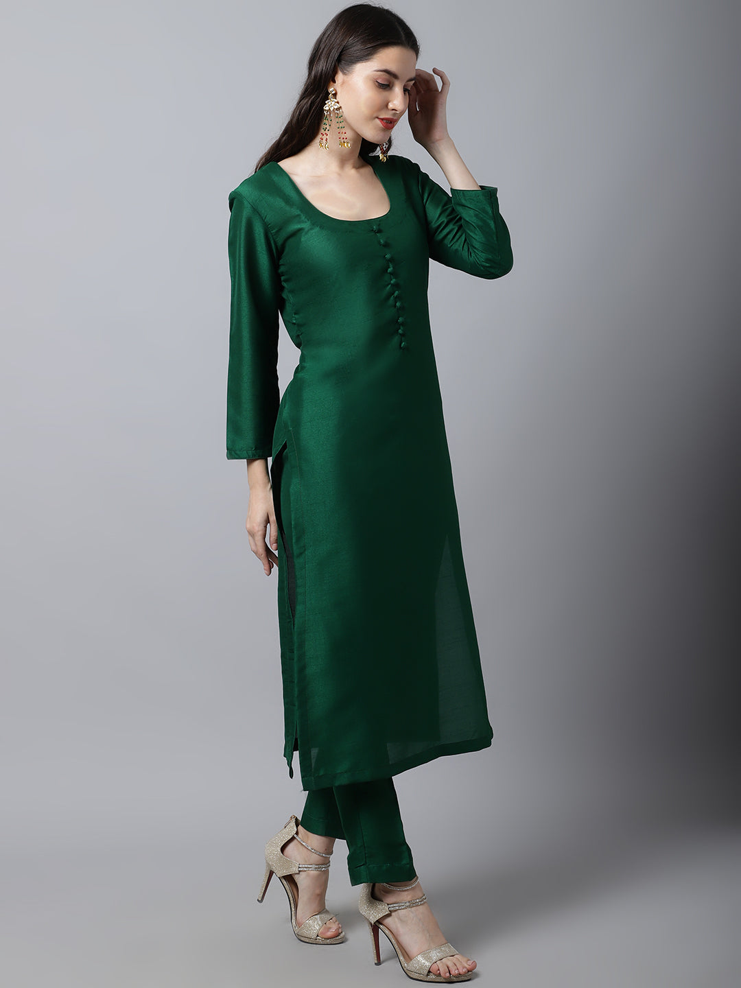 Women's Sizzling Green Silk Kurti With Pants