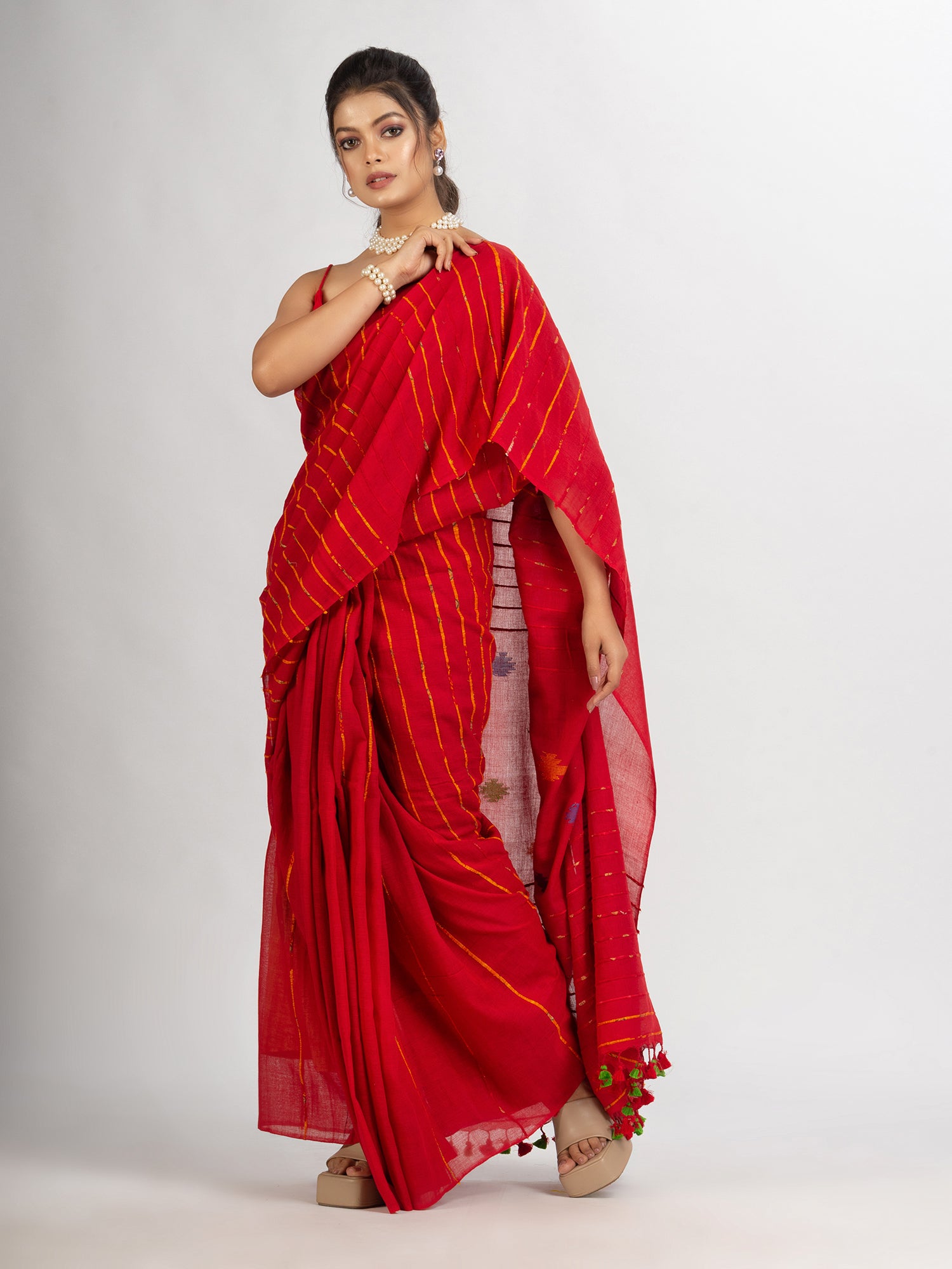 Women's Red Handwoven Cotton Jamdani handloom Saree
