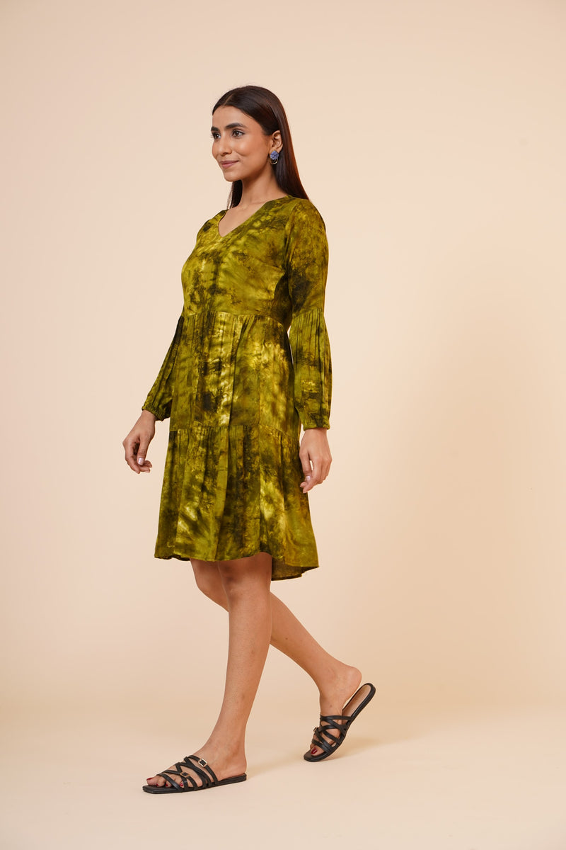 Women's Indian Tie N Dye Kurti With Balloon Sleeves In Green MIRACOL