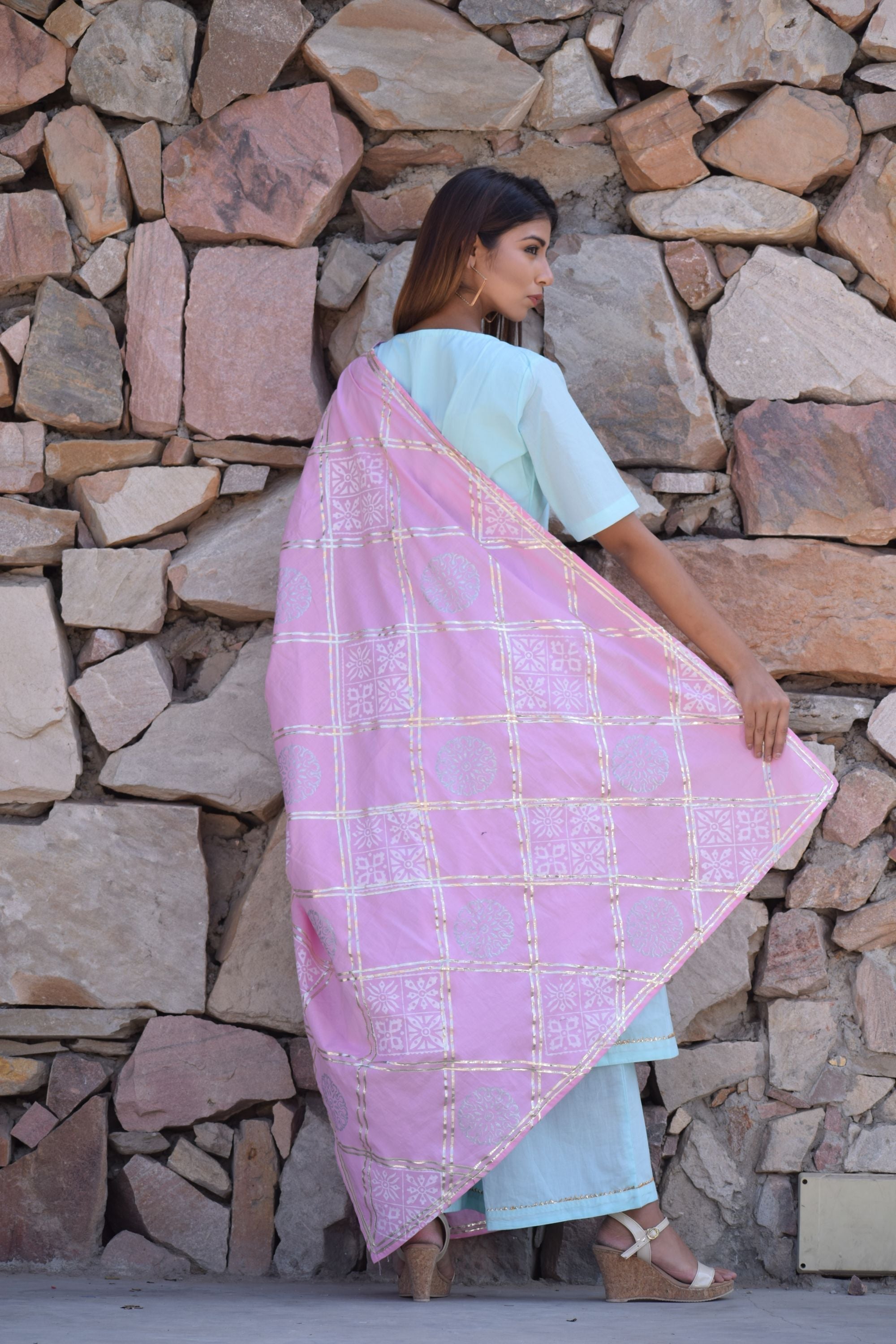 Women's Blue-Pink Kurta Set With Hand Block Printed Dupatta Set