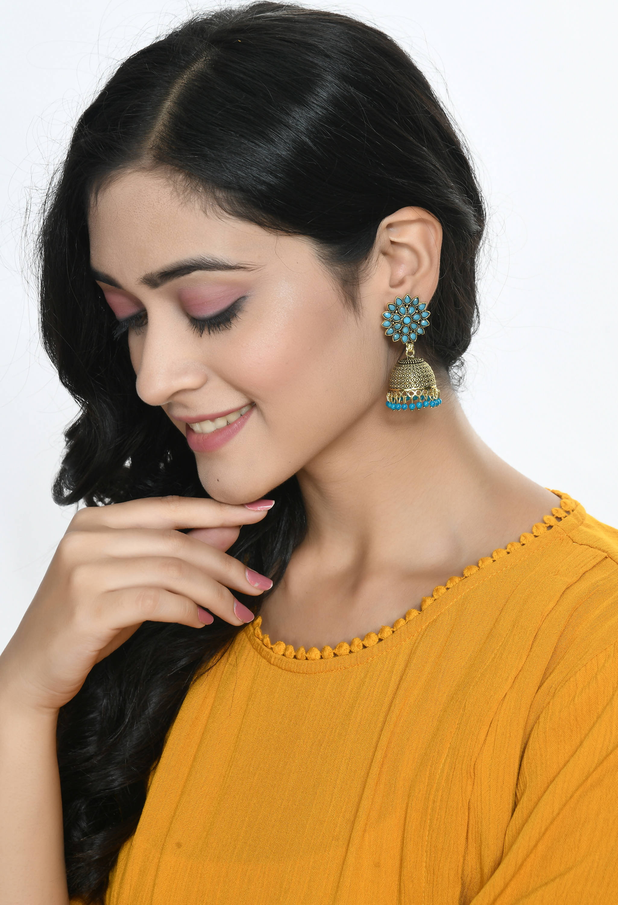 Trendia Kundan work Jhumka with Sky Blue Pearls Ear