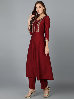 Color_Maroon