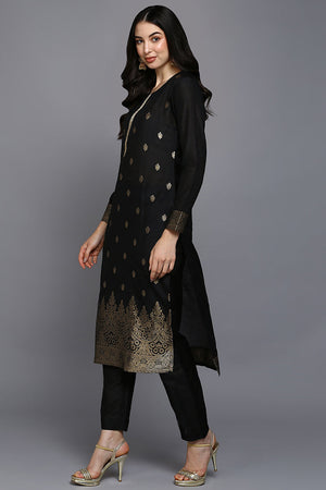 Color_Black
