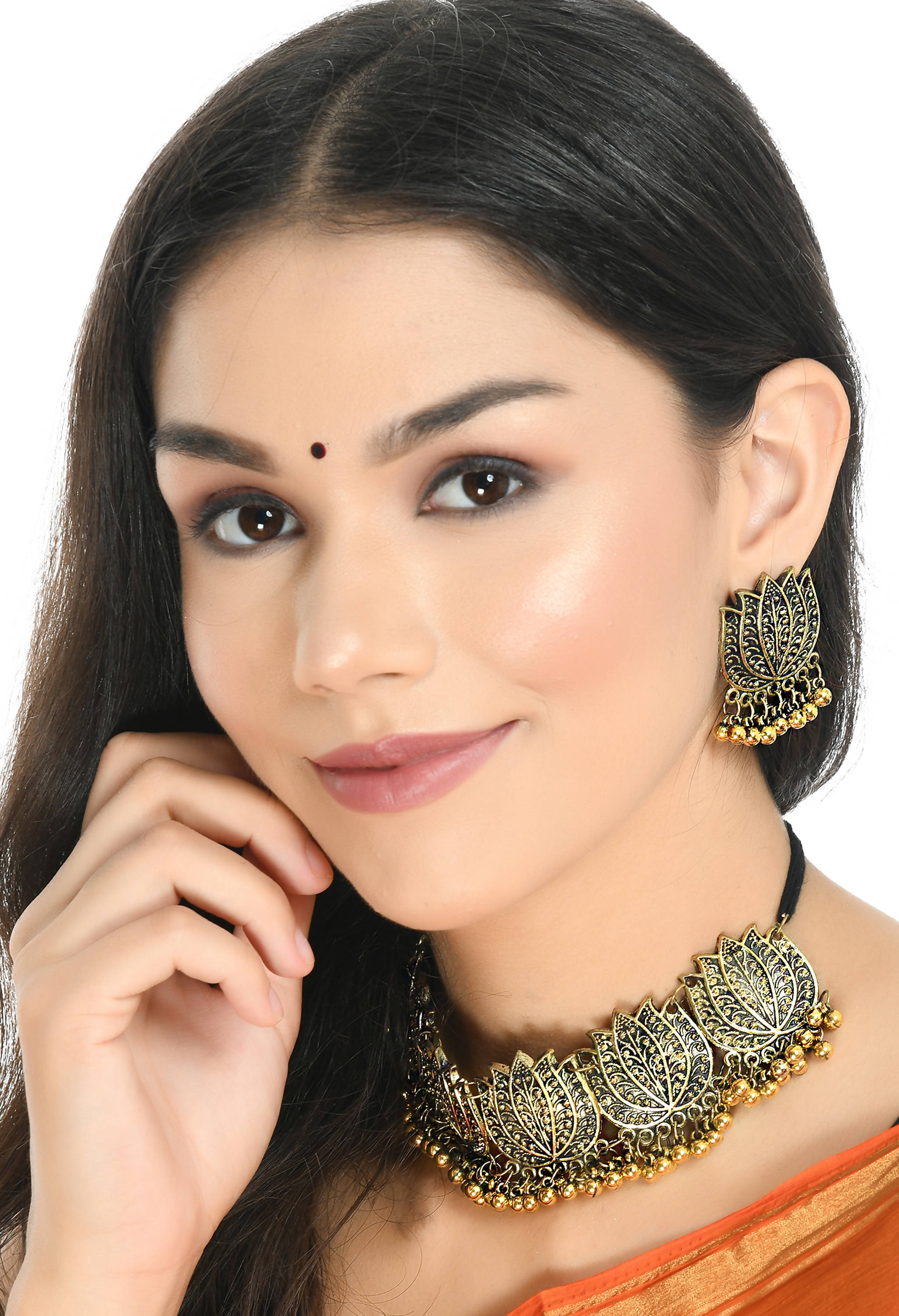 Trendia Lotus Design Necklace Set Mangal