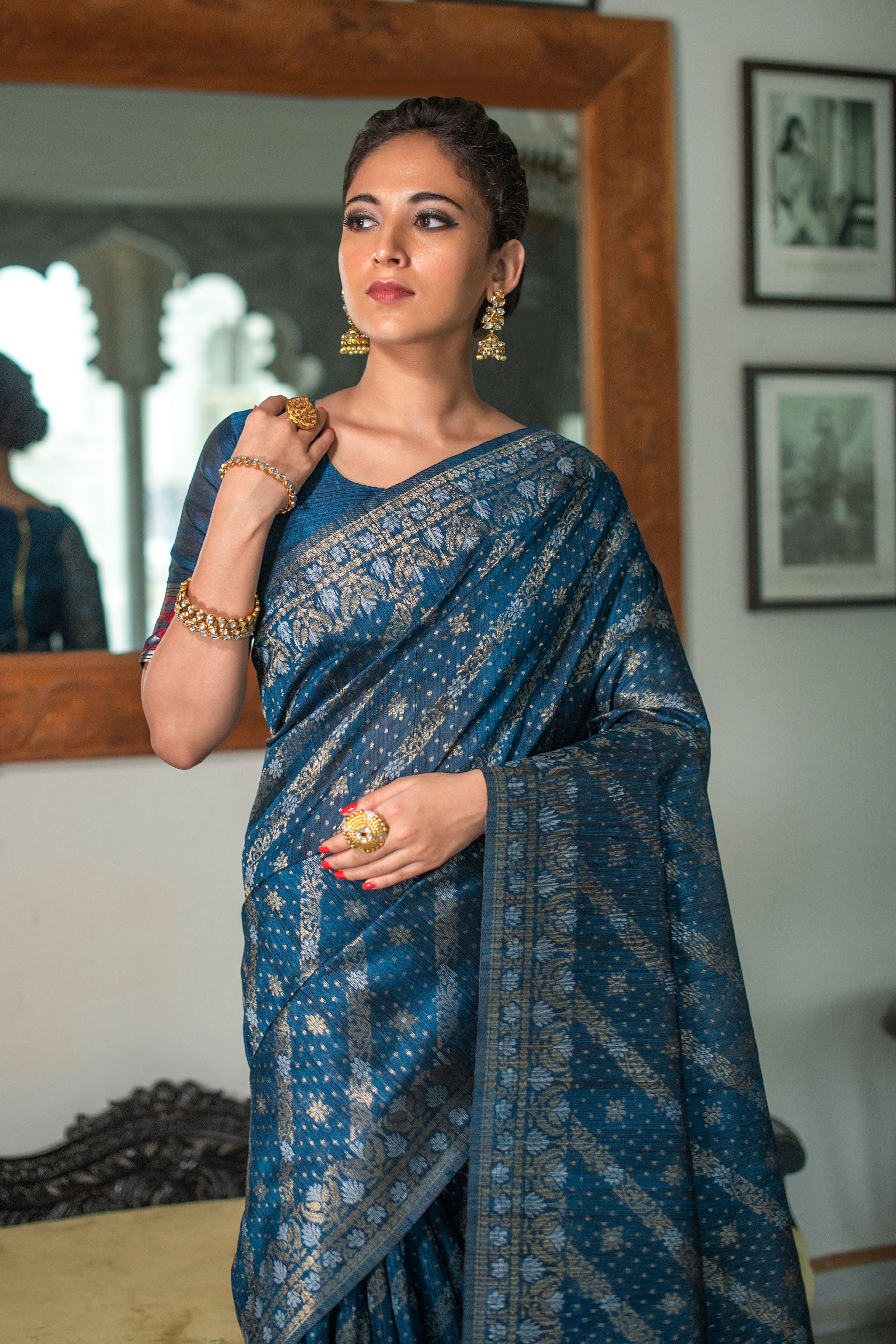 Women's Blue Woven Tussar Silk Saree With Tassels