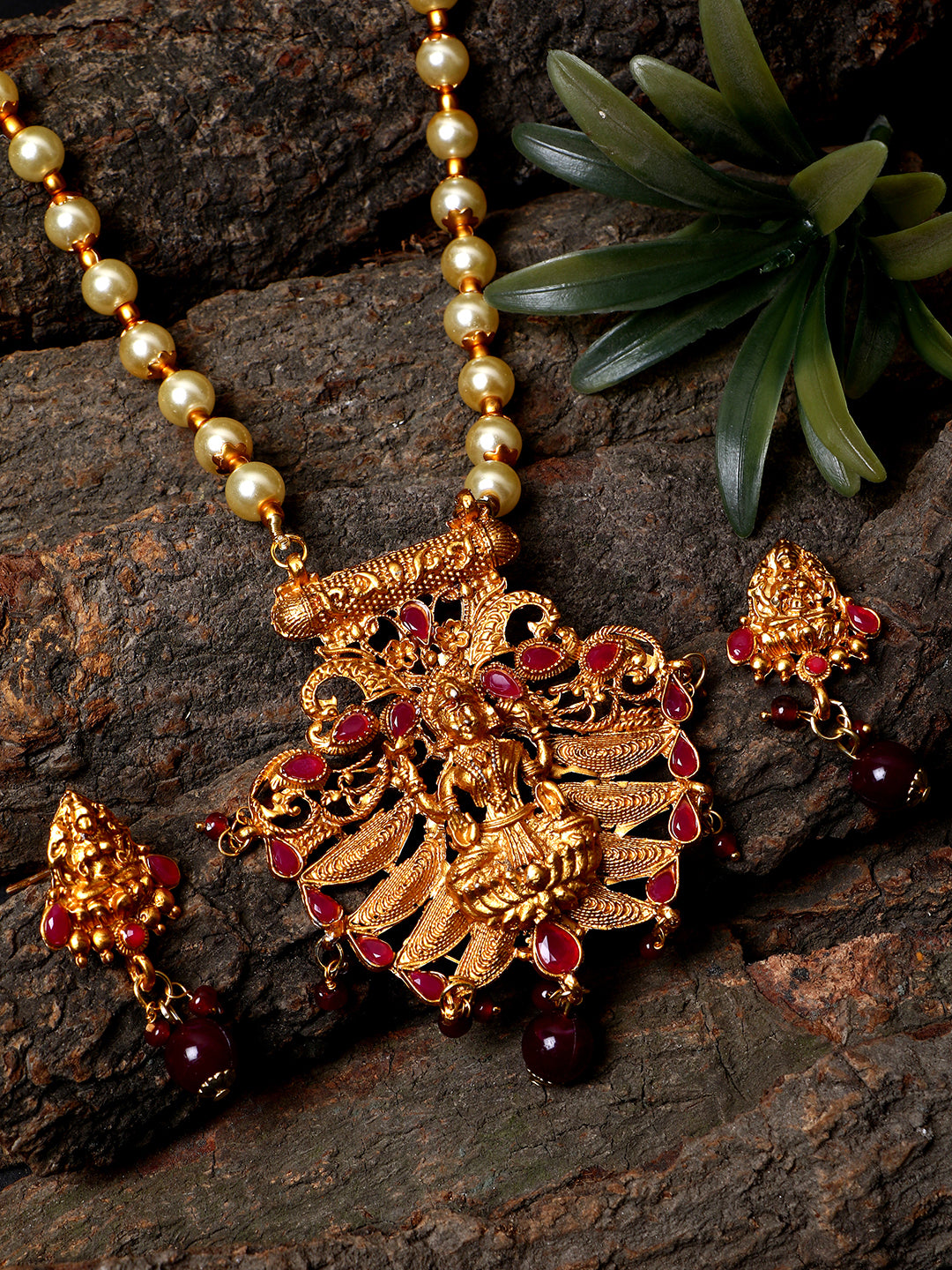 Women's Antique Matte Gold Finish Maroon Stone Studded Temple Jewellery set