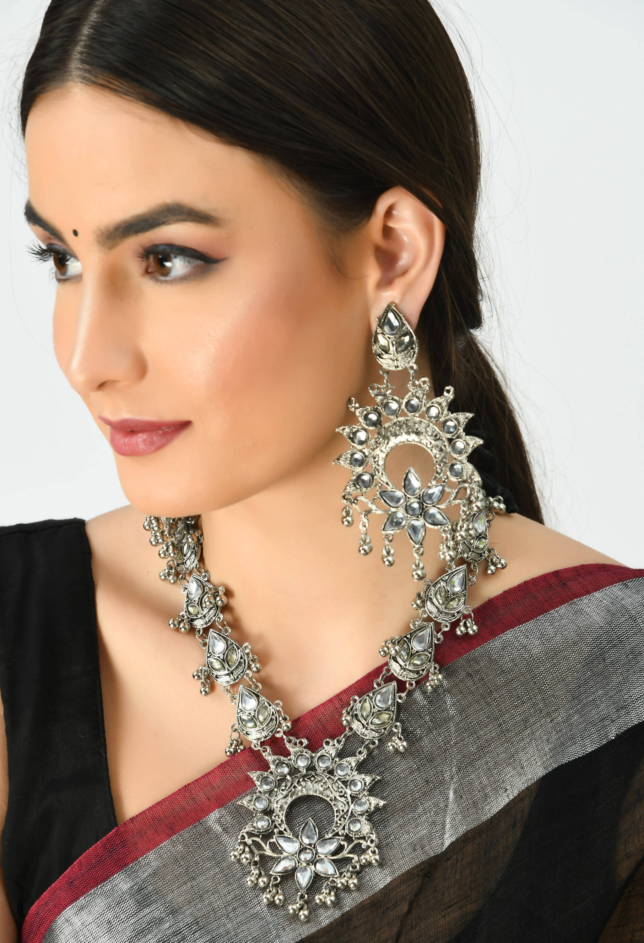 Kamal Johar Traditional Madwadi Design Necklace Set Mangal