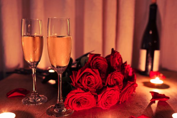 Date Night Outfit Ideas For Women