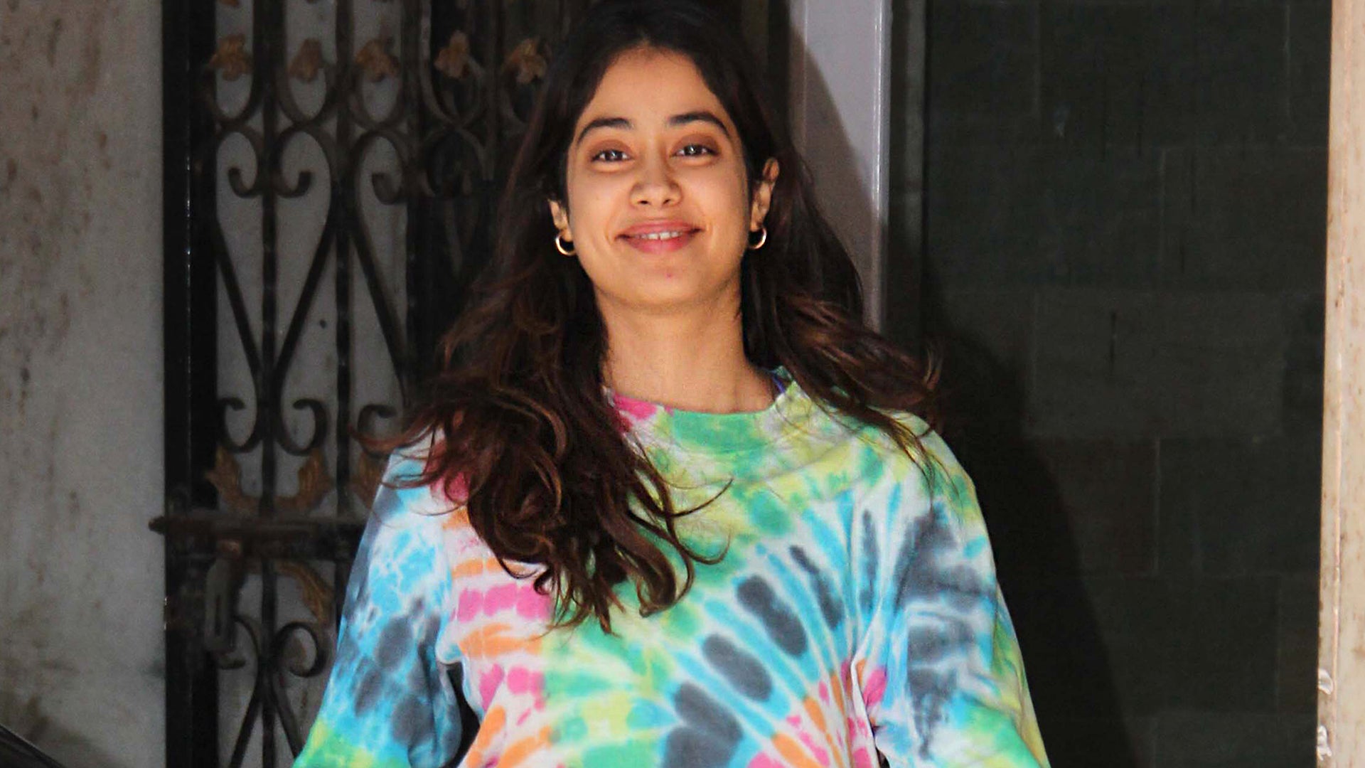 Celebrity Inspired Tie-dye Print Outfits.