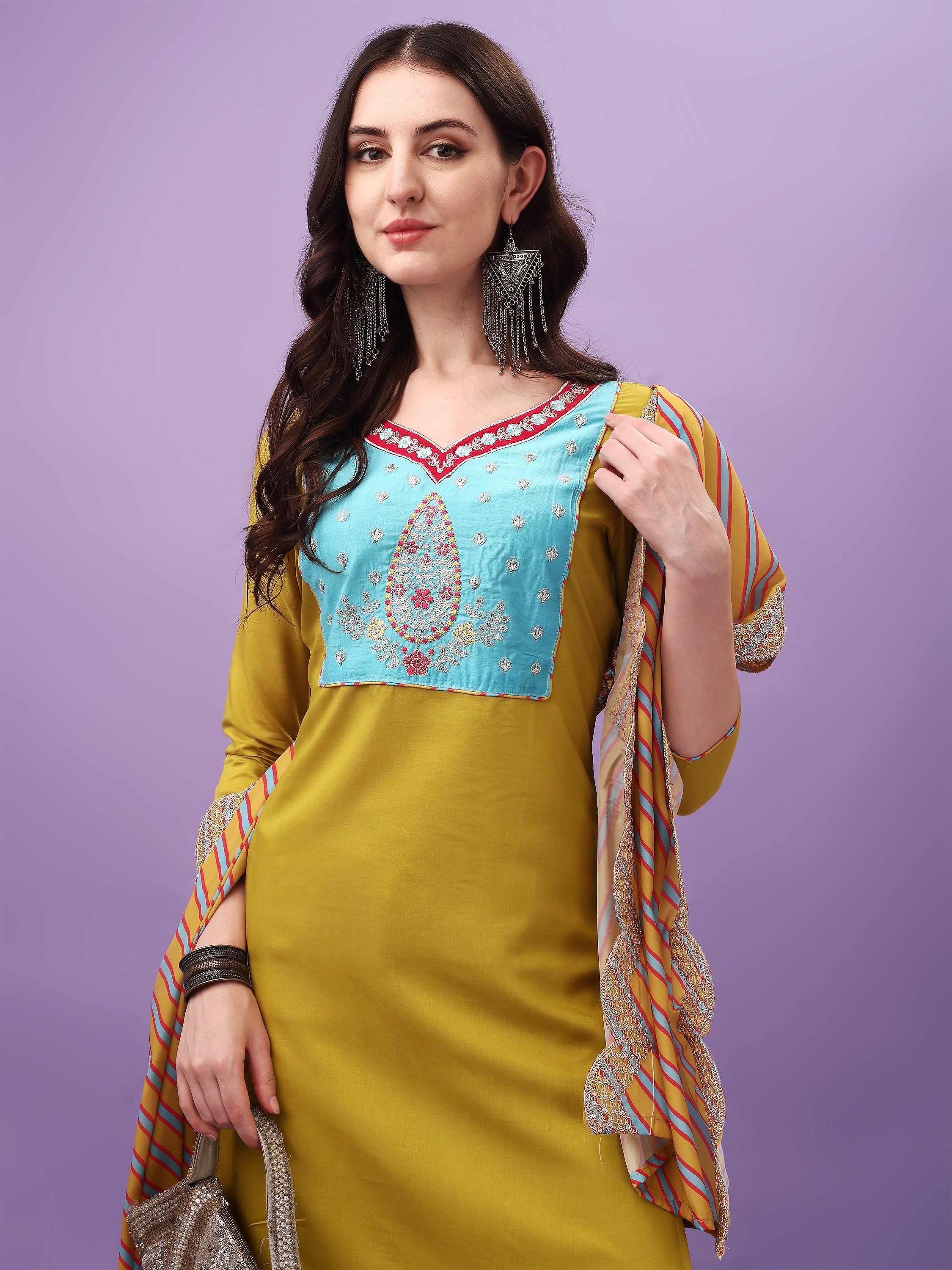 Women's V Neck Embroidered Work Viscose Fabric Kurta & Pant With Dupatta Set - Taantav