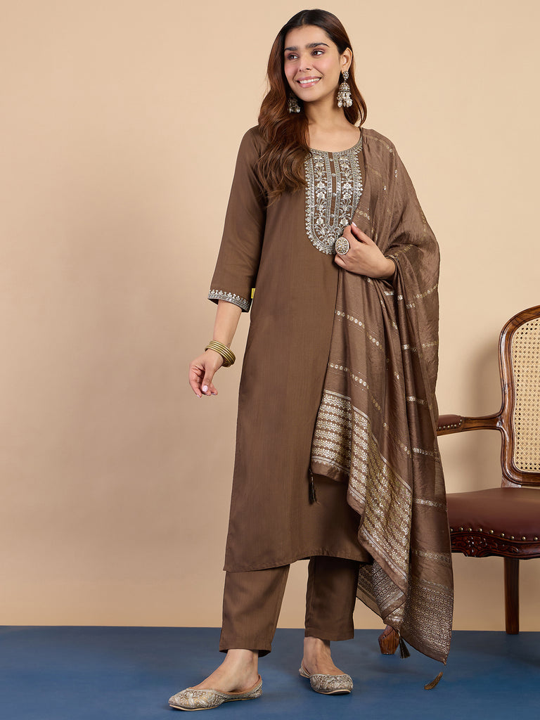 Color_Brown