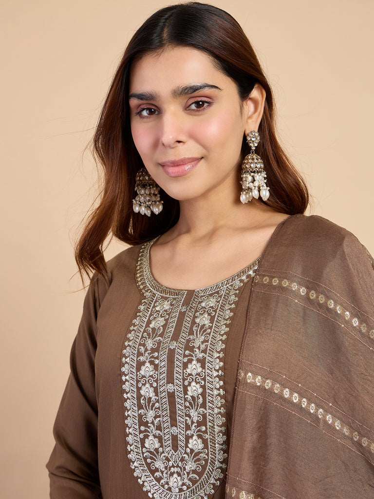 Color_Brown