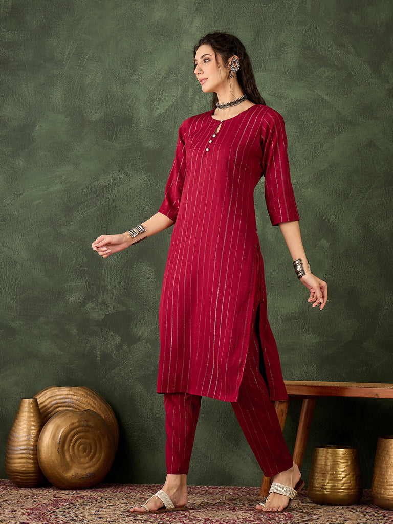 Color_Maroon
