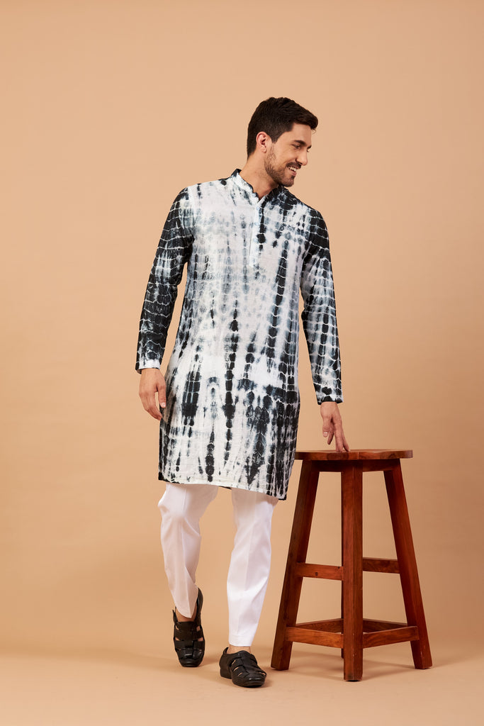 Men's Bottle Green & White Color Tintle Bottle Green Tie & Die Kurta Semi Rawsilk Mix