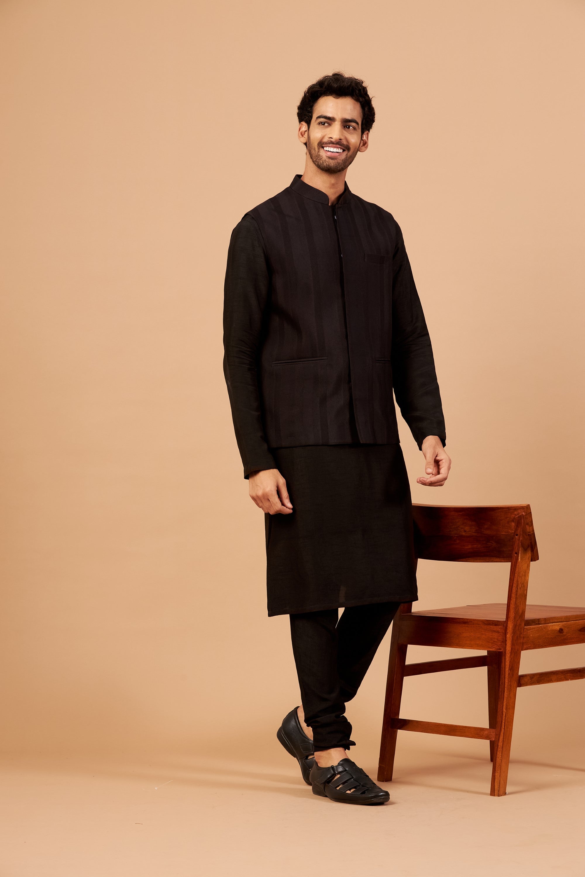 Men's Black Color Nehru Jacket With Kurta Pant Set - Hilo Design