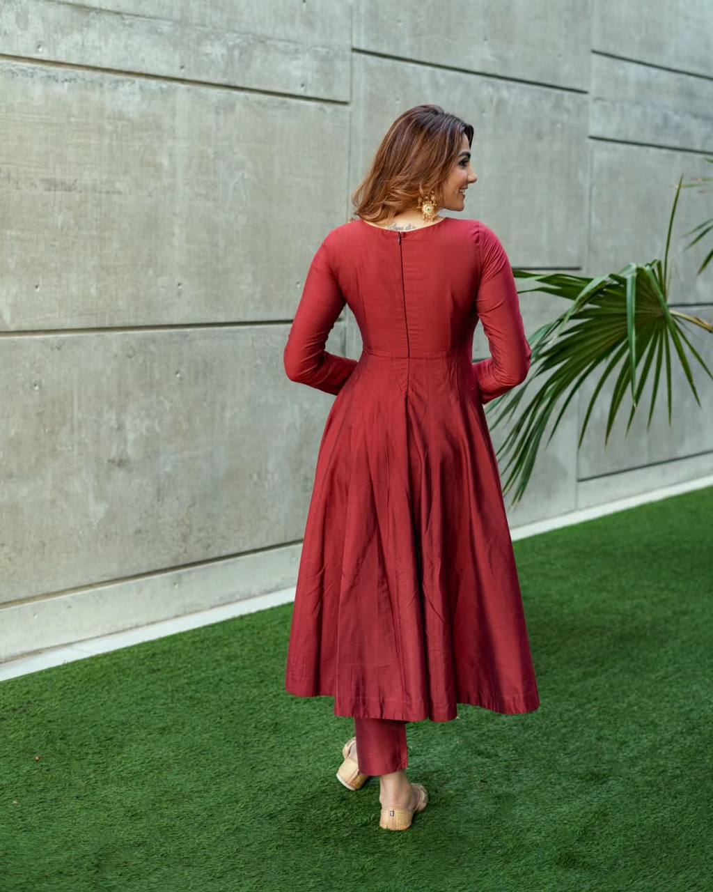 Color_Maroon