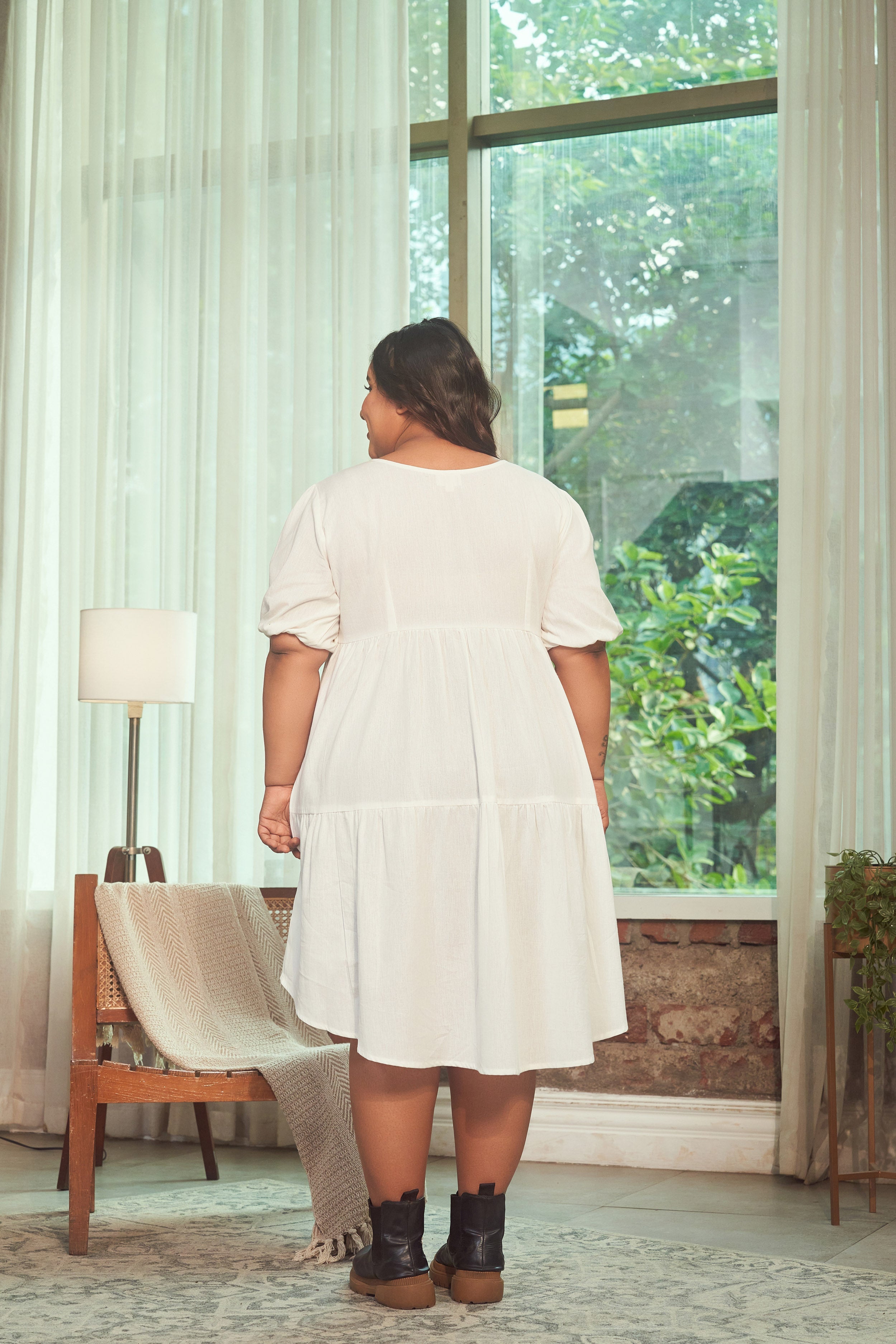 Women's Snow White Tiered Linen Short Dress - Nangalia Ruchira