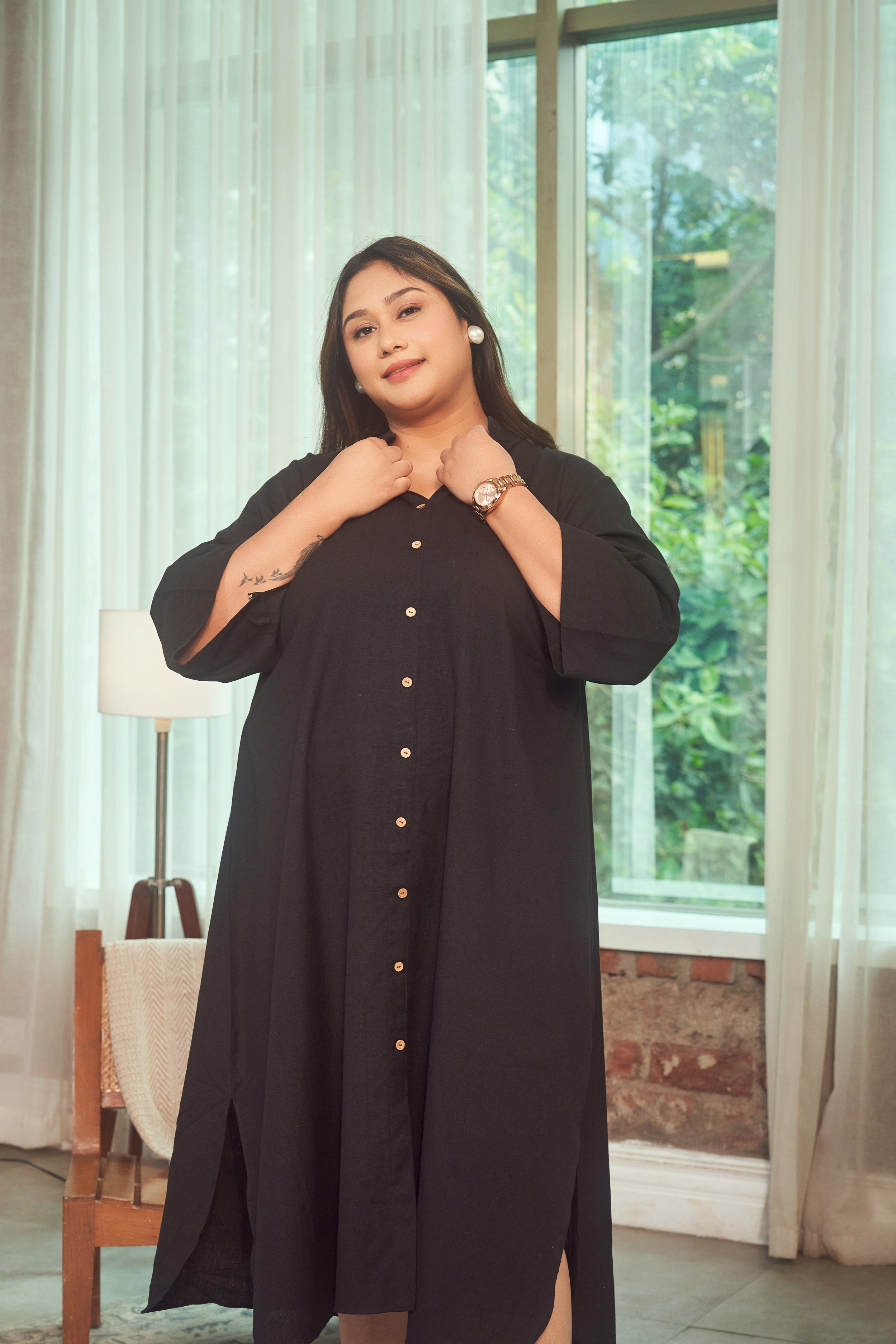 Women's Black Oversized Linen Maxi Button Down Dress - Nangalia Ruchira