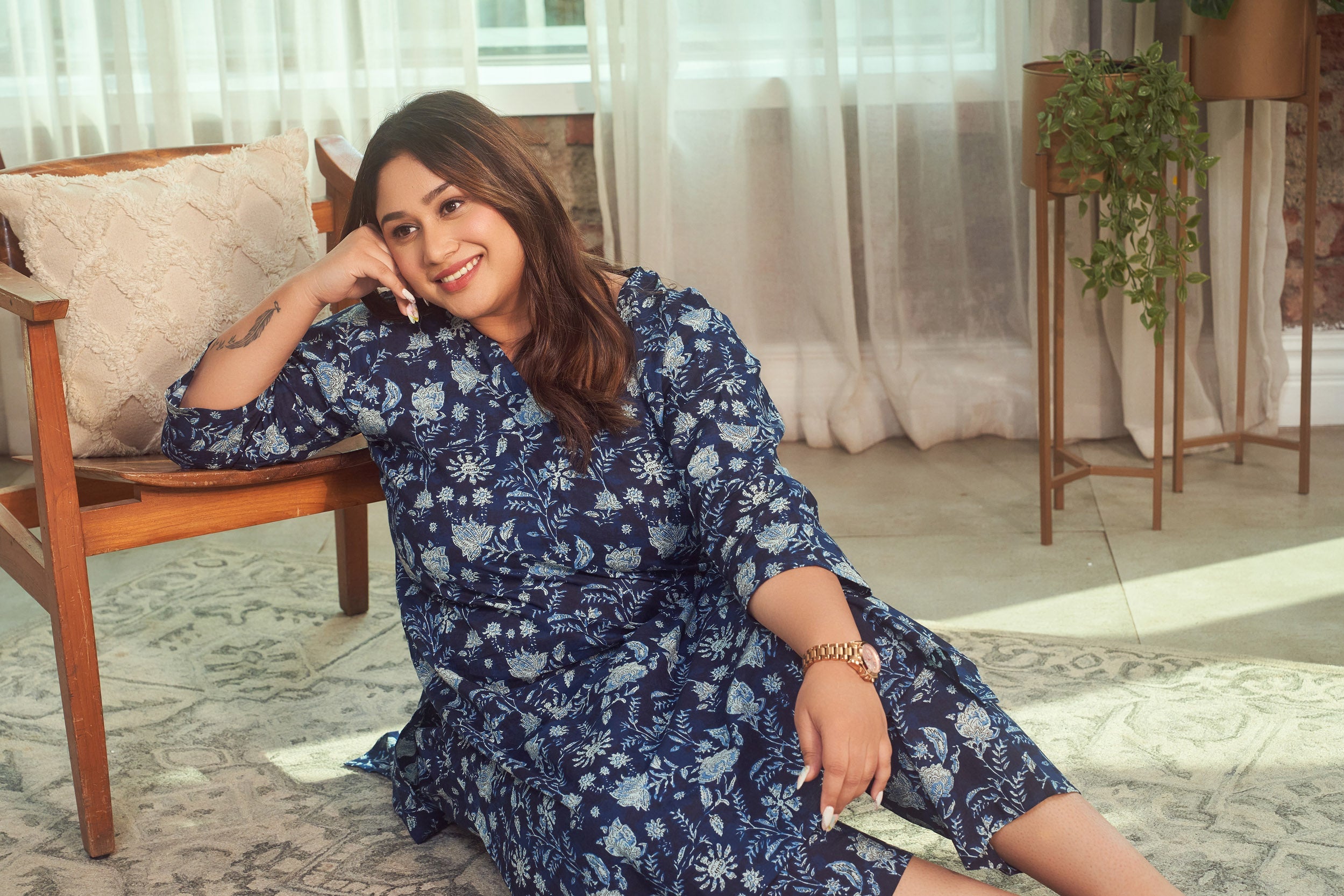 Women's Navy Blue Floral Kurta Co-Ord Set - Nangalia Ruchira