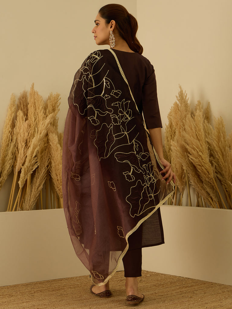 Color_Brown