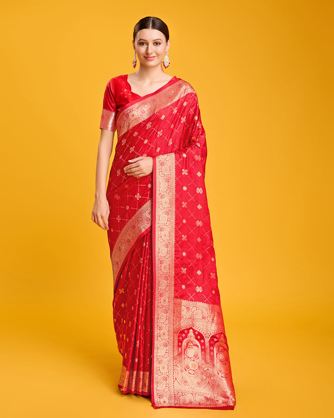 Women's Red Banarasi Silk Zari Woven Traditional Saree - Monjolika Fashion