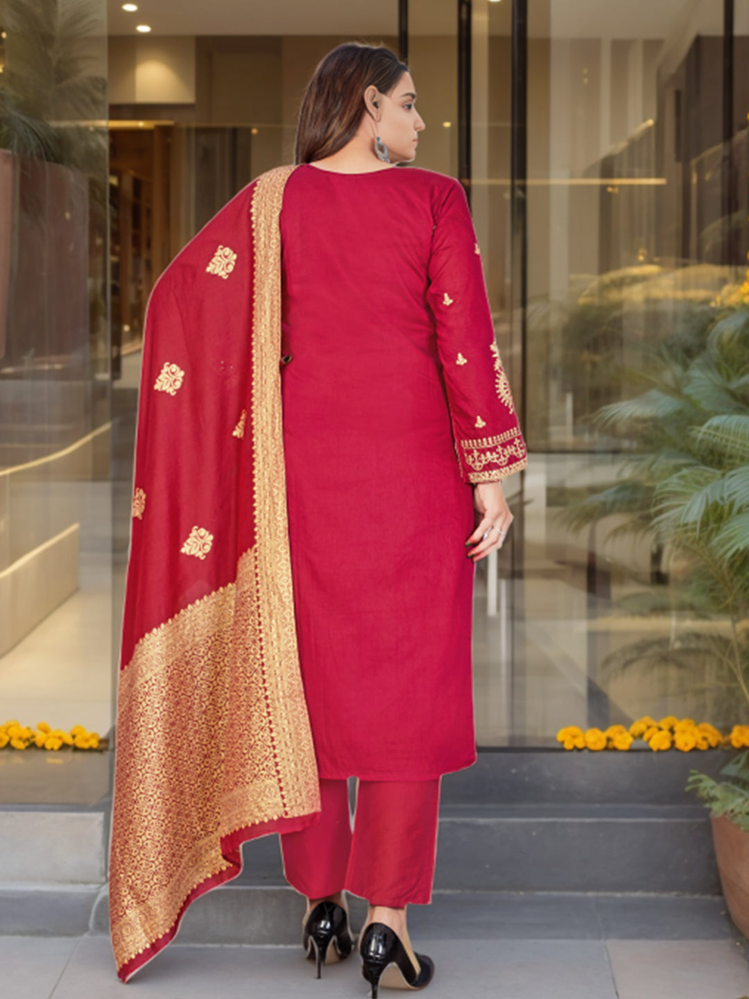 Color_Maroon