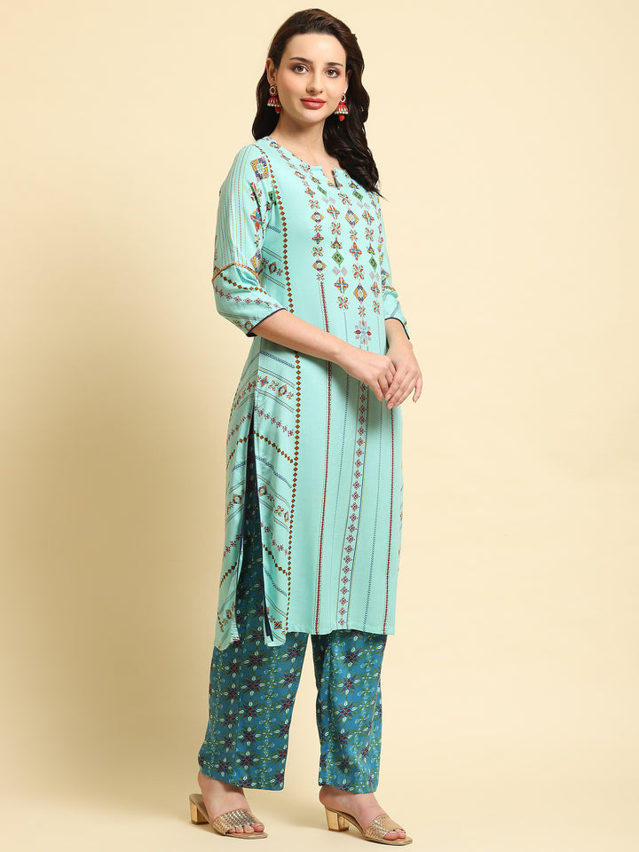 Women's Liva (Rayon) Blue Geometric Print Kurta With Comfort Pant