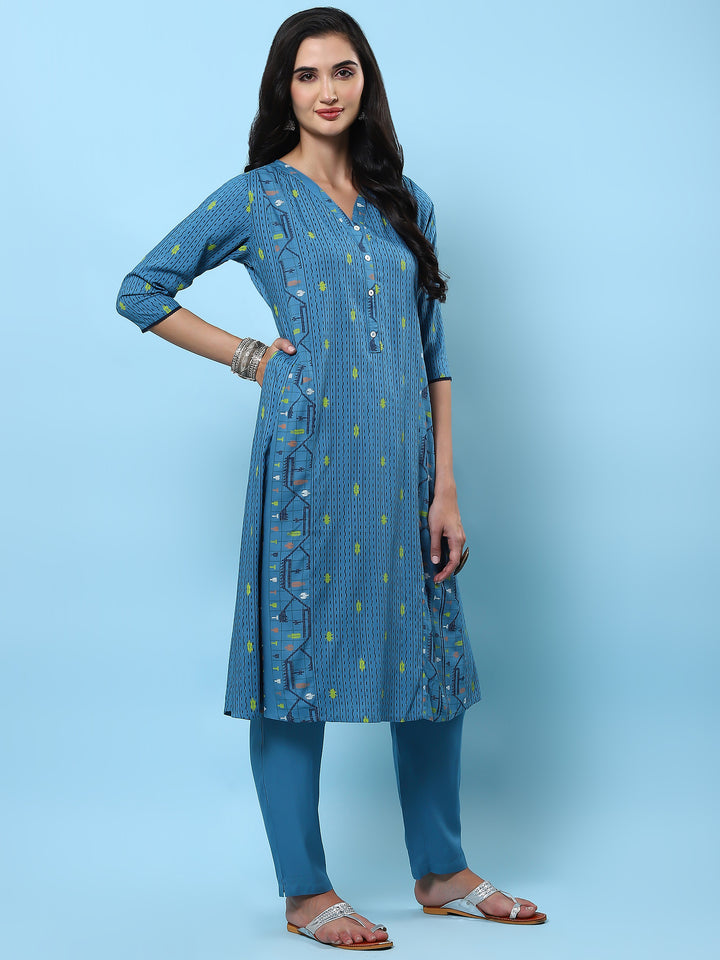 Women's Liva (Rayon) Blue Aztec Print Kurta With Trouser